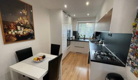 Eladó 3 szobás lakás, 3 szobás lakás, Komárno, Szlovákia