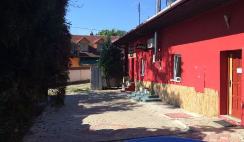 Eladó Családi ház, Családi ház, Hoňovecká, Levice, Szlovákia