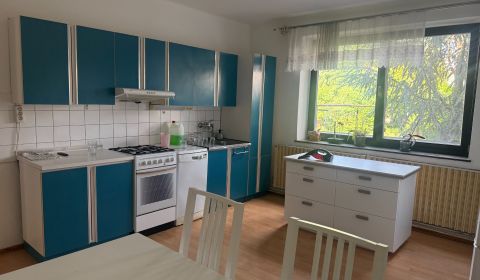 Eladó Családi ház, Családi ház, Na Krúžky, Malacky, Szlovákia