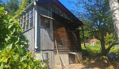 Eladó Nyaraló, Nyaraló, Sady pod Dedovcom, Trenčín, Szlovákia