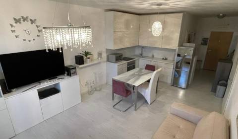 Kiadó 2 szobás lakás, 2 szobás lakás, Bosákova, Bratislava - Petržalka