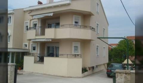 HORVÁTORSZÁG - Apartmanház Zadar külvárosában - DIKLO