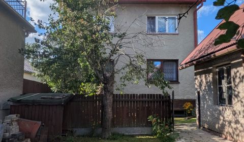 Eladó Családi ház, Családi ház, Čadca, Szlovákia