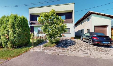 Eladó Családi ház, Családi ház, Banská Bystrica, Szlovákia