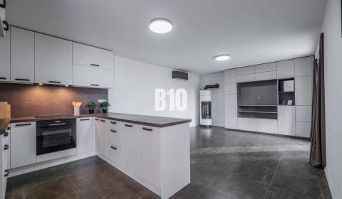 Eladó Családi ház, Családi ház, Rybárska, Malacky, Szlovákia