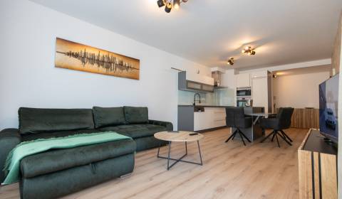 Kiadó 2 szobás lakás, 2 szobás lakás, Mýtna, Bratislava - Staré Mesto,