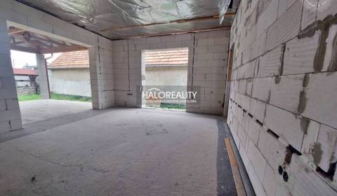 Eladó Családi ház, Levice, Szlovákia