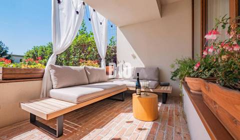 Eladó Családi ház, Családi ház, Nitra, Szlovákia