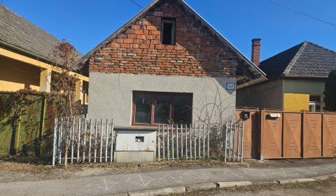 Eladó Családi ház, Családi ház, Trenčín, Szlovákia