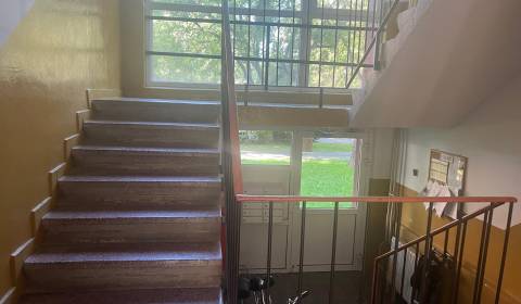 Eladó 3 szobás lakás, 3 szobás lakás, Andreja Hlinku, Piešťany, Szlová