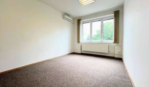 Kiadó Irodahelység, Irodahelység, Rybárska, Nitra, Szlovákia