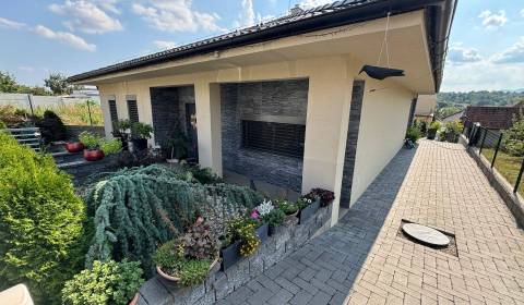 Eladó Családi ház, Topoľčany, Szlovákia