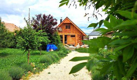 Eladó Családi ház, Családi ház, Nitra, Szlovákia