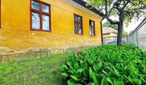 Eladó Családi ház, Családi ház, Nitra, Szlovákia