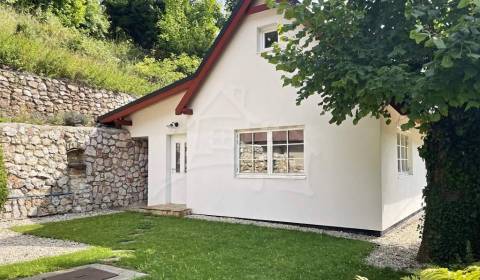 Eladó Családi ház, Családi ház, Košice-okolie, Szlovákia