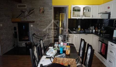 Eladó Családi ház, Családi ház, Topoľčany, Szlovákia