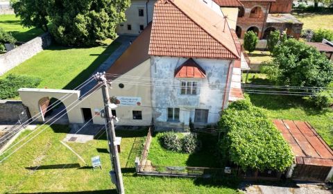 Eladó Családi ház, Családi ház, Nové Mesto nad Váhom, Szlovákia