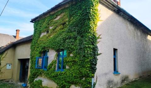 Eladó Családi ház, Családi ház, Nové Mesto nad Váhom, Szlovákia