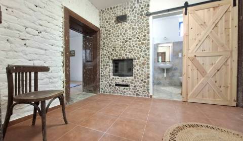 Eladó Családi ház, Családi ház, Komárno, Szlovákia