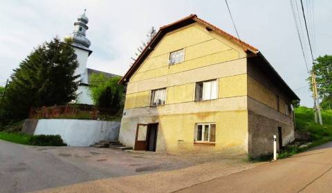 Eladó Családi ház, Családi ház, Žiar nad Hronom, Szlovákia