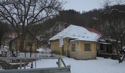 Eladó Családi ház, Családi ház, Poltár, Szlovákia
