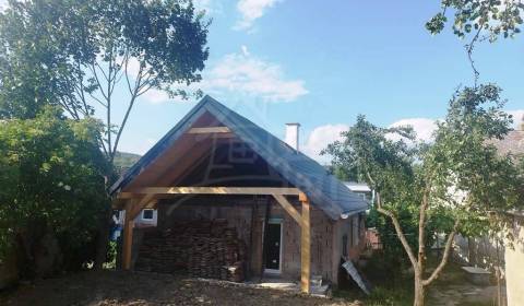 Eladó Nyaraló, Nyaraló, Veľký Krtíš, Szlovákia