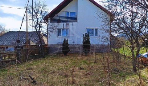 Eladó Családi ház, Családi ház, Snina, Szlovákia