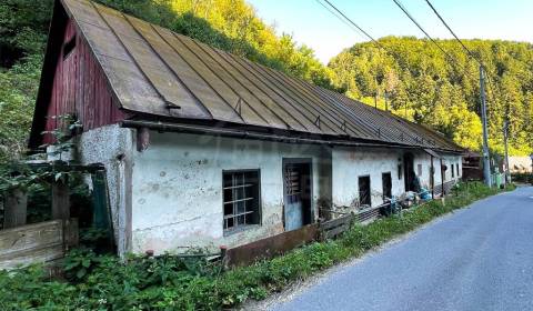 Eladó Családi ház, Családi ház, Žarnovica, Szlovákia