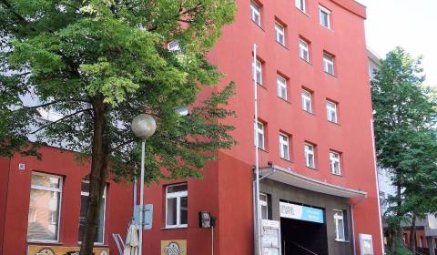 Kiadó Irodahelység, Irodahelység, Záhradnícka, Bratislava - Ružinov, S