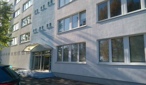 Kiadó Irodahelység, Irodahelység, Panónska cesta, Bratislava - Petržal