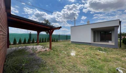 Eladó Családi ház, Családi ház, hlavná, Partizánske, Szlovákia