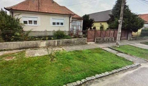 Eladó Családi ház, Családi ház, Nové Zámky, Szlovákia