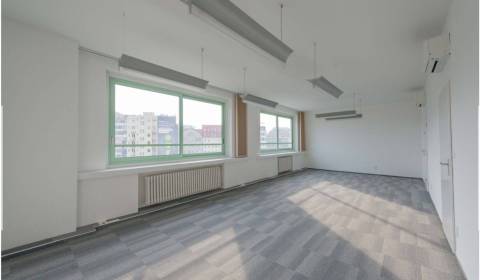 Kiadó Irodahelység, Irodahelység, Námestie SNP, Bratislava - Staré Mes