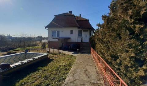 Eladó Családi ház, Családi ház, Nové Zámky, Szlovákia