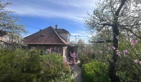 Eladó Családi ház, Családi ház, Nitra, Szlovákia