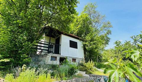 Eladó Nyaraló, Nyaraló, Návojovce, Partizánske, Szlovákia