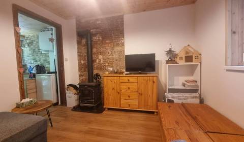 Eladó Nyaraló, Nyaraló, Nitra, Szlovákia