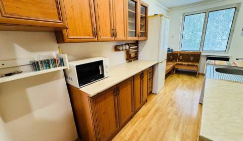 Eladó 3 szobás lakás, 3 szobás lakás, Partizánske, Szlovákia