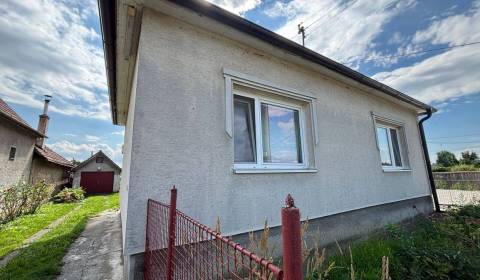 Eladó Családi ház, Családi ház, Topoľčany, Szlovákia