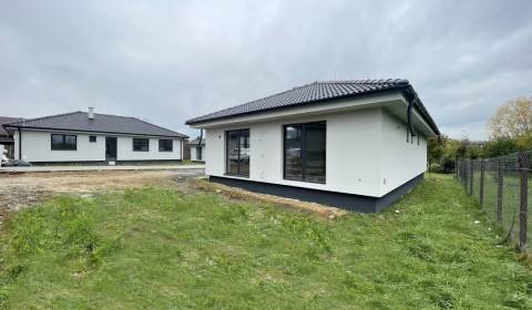 Eladó Családi ház, Családi ház, Vranov nad Topľou, Szlovákia