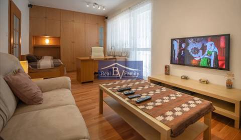 Kiadó 2 szobás lakás, 2 szobás lakás, Blumentálska, Bratislava - Staré