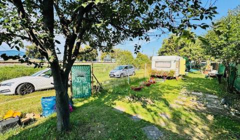 Eladó Nyaraló, Nyaraló, Partizánske, Szlovákia