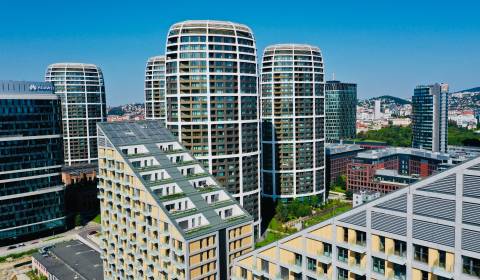 Eladó 3 szobás lakás, 3 szobás lakás, Bottova, Bratislava - Staré Mest