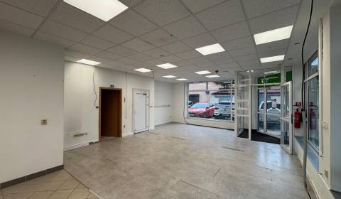 Kiadó Üzlethelység, Üzlethelység, 1. mája, Poprad, Szlovákia