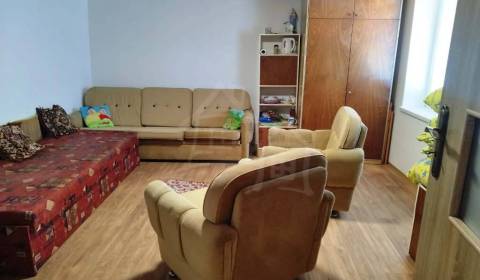 Eladó Nyaraló, Nyaraló, Veľký Krtíš, Szlovákia