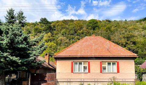 Eladó Családi ház, Családi ház, Žarnovica, Szlovákia