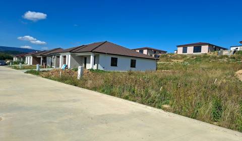 Eladó Építési telek, Építési telek, Nové Mesto nad Váhom, Szlovákia