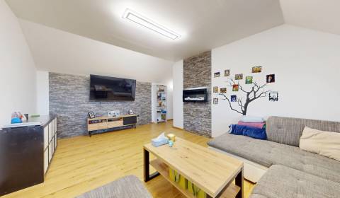 Eladó Családi ház, Családi ház, Bratislavská, Pezinok, Szlovákia