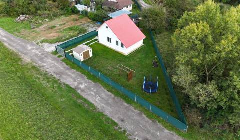 Eladó Nyaraló, Nyaraló, Trenčín, Szlovákia