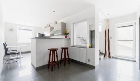 Eladó Családi ház, Családi ház, Ilava, Szlovákia